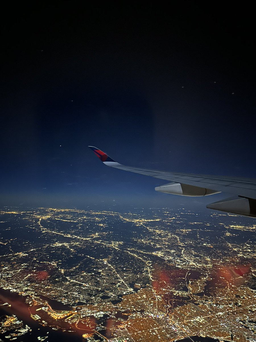 Huntermaddox_24's tweet photo. ATL ➡️ AMS with @Delta https://t.co/eOw3JS1I4i