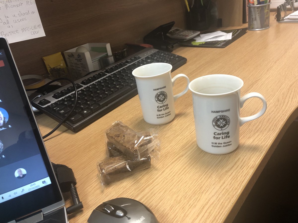 CharleyCooke3's tweet photo. The coffee was drank and the cakes were eaten. Great to meet with two of my team for there 1:1’s and get them #revalidated #2022
Open and honest conversations and what’s right for them #supporting
And #inspiring to make the right choices for them. https://t.co/IcOKjsRA3D