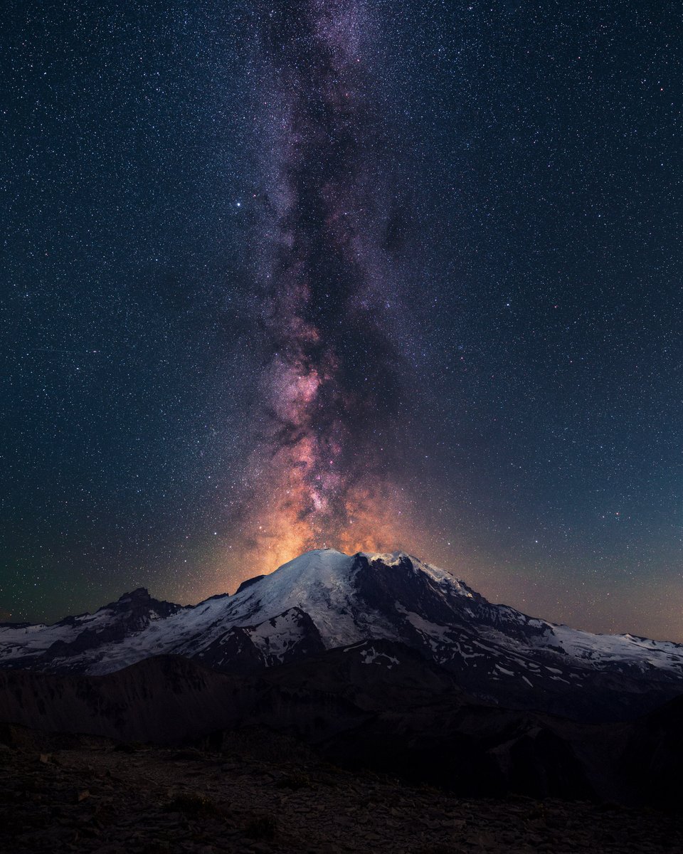 erikswartout's tweet photo. Late summer nights in the PNW #PNW #MtRainier #pnwphotography https://t.co/AdQY31k5h6