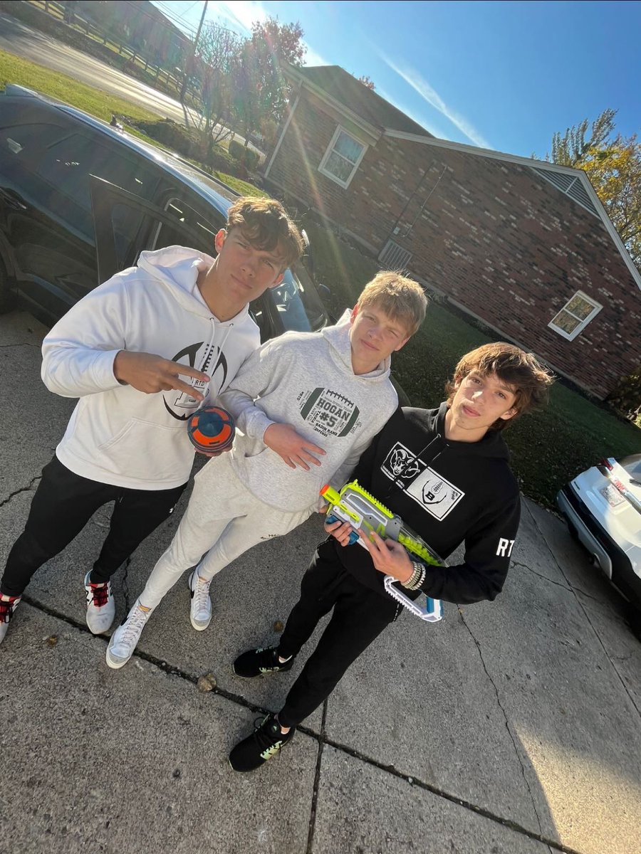 AnkleSpankers_'s tweet photo. AB politely spanks Ryan at his home spankers now up 5-3 @Nerf2022rams #spankersspank https://t.co/27vkIPrE1J