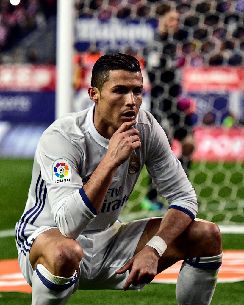 realmilgrauu's tweet photo. Cristiano Ronaldo é o dono das melhores comemorações do futebol. https://t.co/IJZu39Ldhf