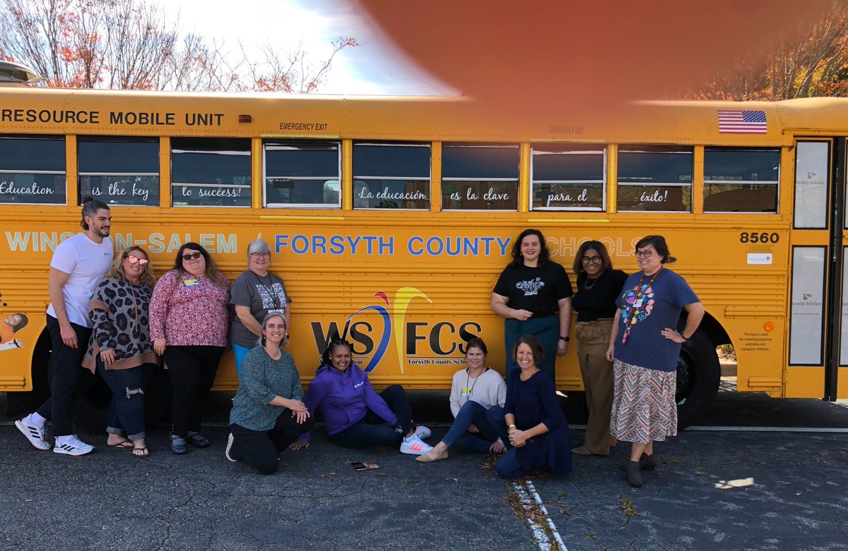 RoboWunderkind's tweet photo. We had a great time kicking off K-2 STEM robotics training for amazing educators at @wsfcs. Thank you @SaraRhyne and @mcwow for bringing hands on robotics to your youngest students!
#stem #steam #Robotics https://t.co/GJOMw5CIvv