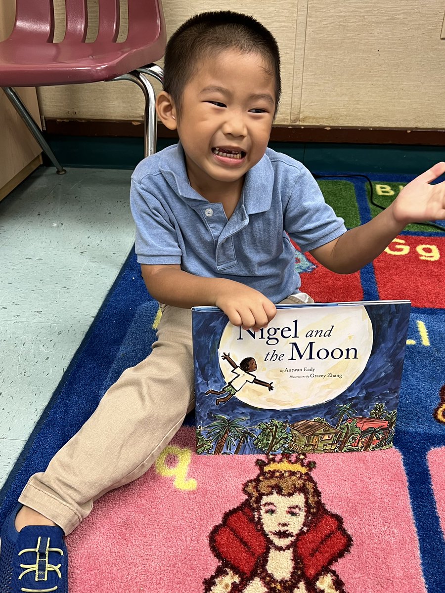 Literacy_AWE's tweet photo. Another wonderful day at AWE 💚 our scholars enjoyed this year’s Read for the Record book Nigel and the Moon @AWEPrincipal @AWESchCounselor @Atlantic_West_E @BCPSElementary #readfortherecord #bcpsreads https://t.co/DghUDwN6fR