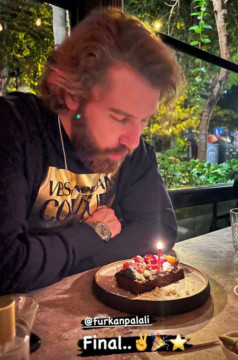 Por finn llegó la esperada foto!!! 
A disfrutar del 36 cumpleaños ❤️
#HappyBirthdayFurkanPalali 🎂