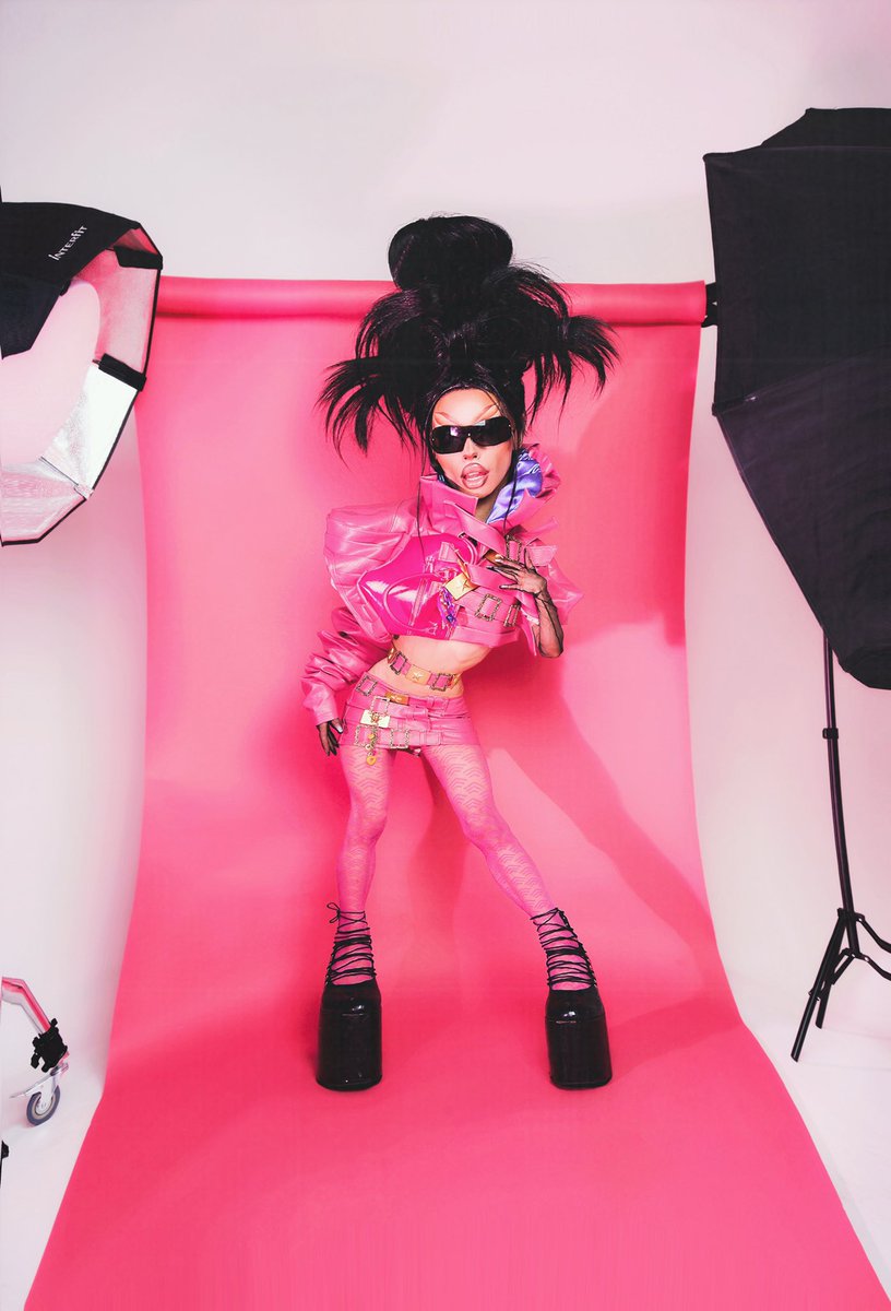 smintyd's tweet image. PASSION 4 FASHION !! 

EP.6 TICKLED PINK !! 

Inspired by Bratz dolls &amp;amp; made from vintage Paul’s Boutique bags