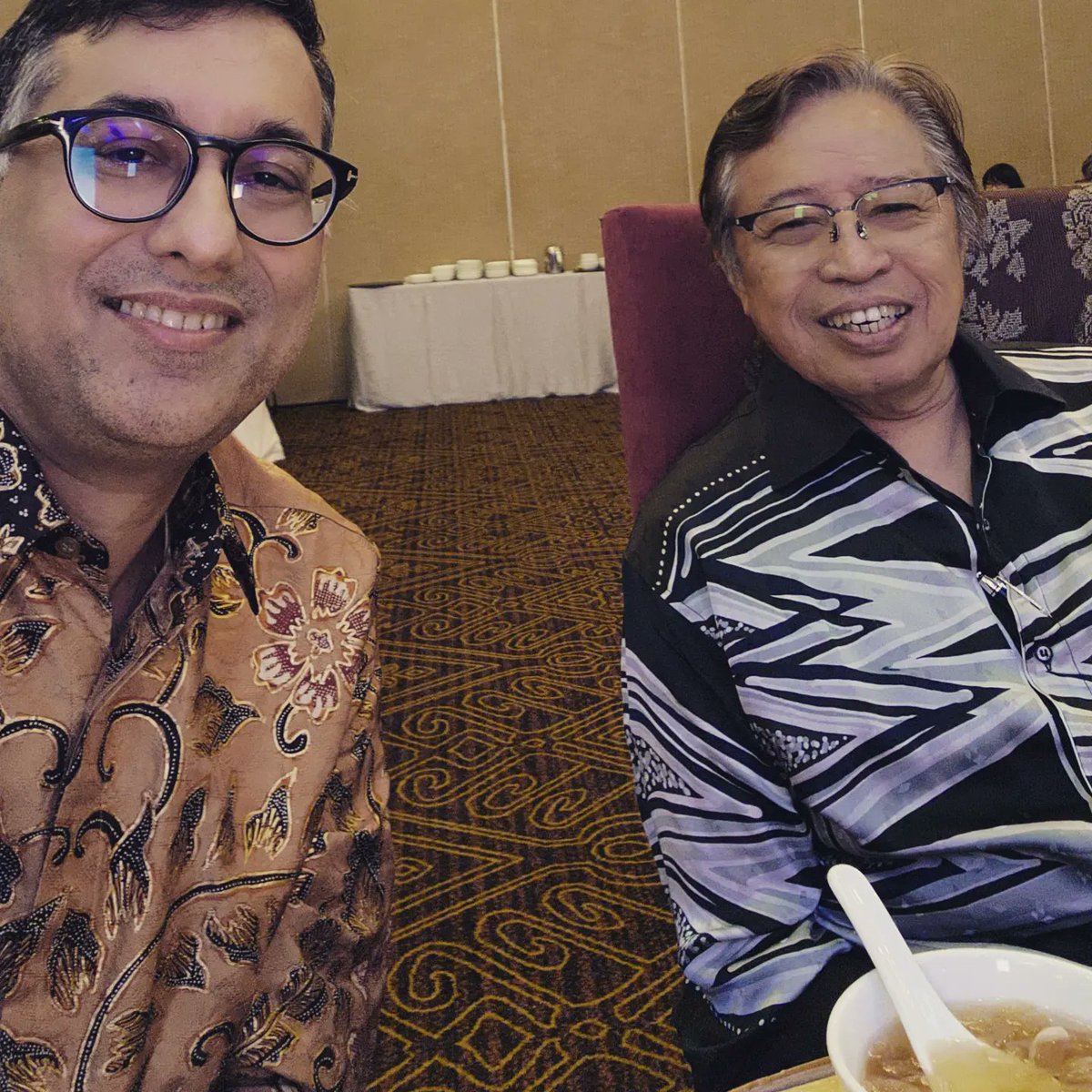 DatukKuljit's tweet image. theborneopost.com/2022/10/27/pre…
Association of Private Hospitals Malaysia had a dinner reception with YAB Premier Sarawak