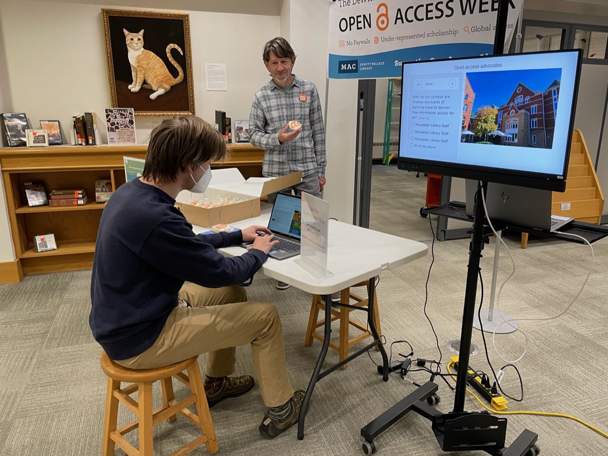 #OAWeek w/ @CookieCart1 and a quiz to test OA knowledge 🤔Mac Librarians like <a href="/dave_collins/">dave collins</a> are all about Open Access! OA Week is a time to coordinate across communities to make openness the default for research and to ensure that equity is at the center of this work.
