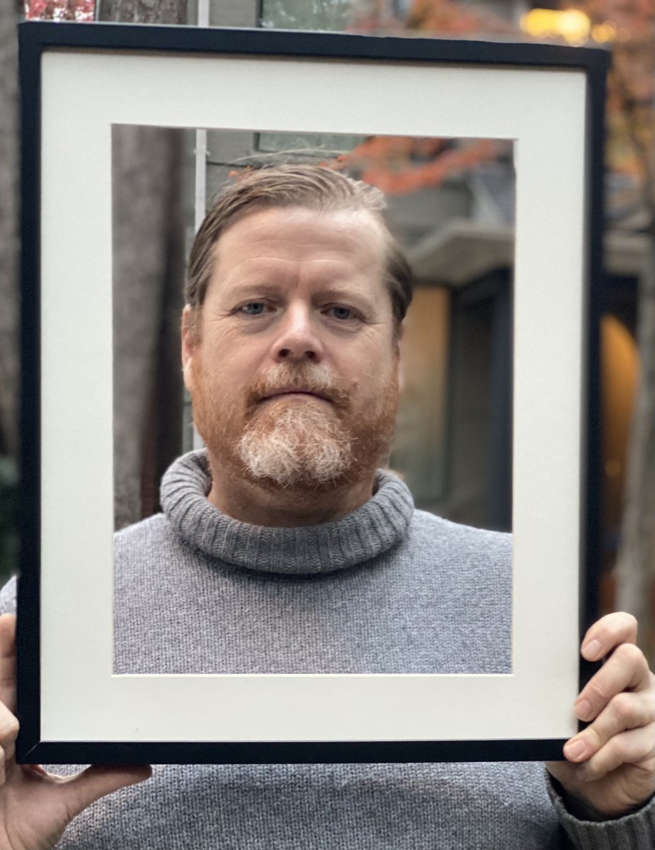 andrewinabox's tweet photo. @jimmyfallon Last year, I decided at the last minute to join my son in dressing up. Ernest Hemingway by Karsh was the best I could come up with in short notice. It looked like this.  #LastMinuteCostume https://t.co/D0DPMOtZEk