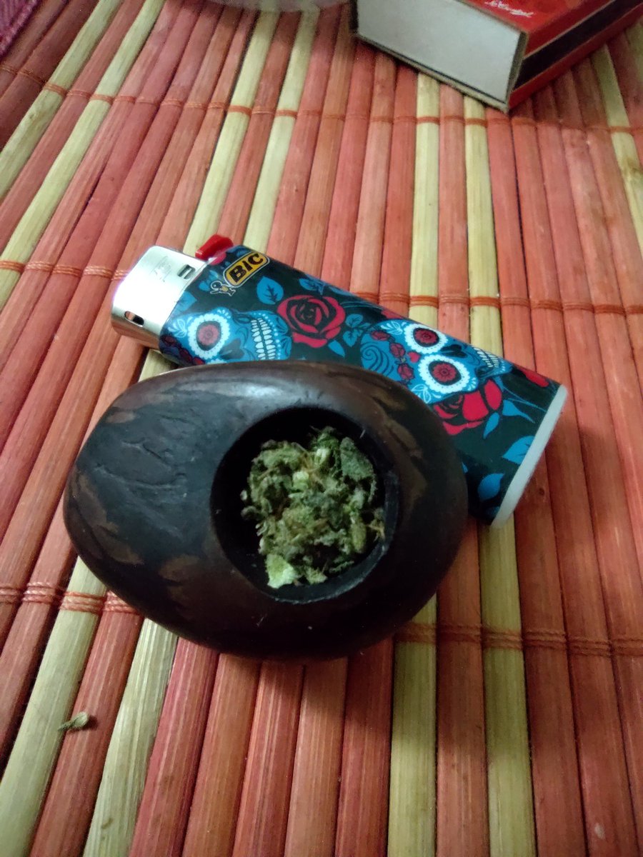 pecadoencarnado's tweet photo. 4:20 https://t.co/5JPhjCNsVC