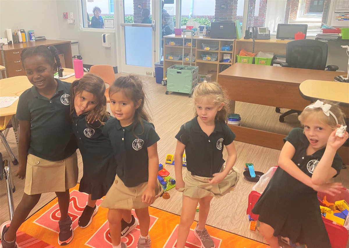 PineCrestAux's tweet photo. #PCExtendedDay-Building Towers, Building friendships! We love playing in extended day with our friends. #PCAfterschool https://t.co/tiAJu63eBa