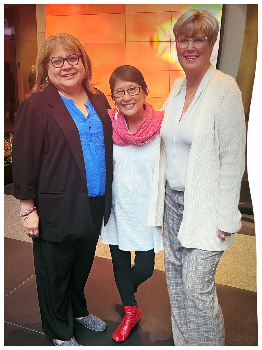 Kwaugh5's tweet photo. Sisterhood of Principals🌟🌟@ywprep https://t.co/NxNb3eF50r