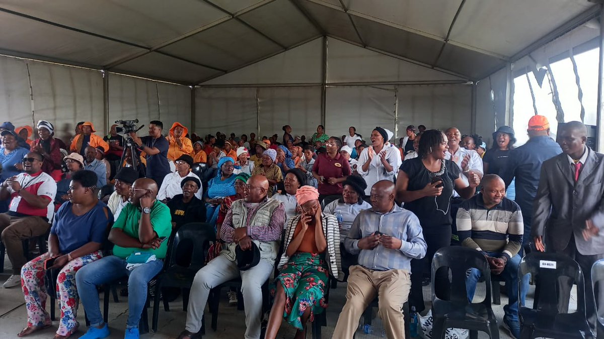fsdepartment's tweet photo. [IN PICTURES] 2022 October Transport Month awareness in Trompsburg.

MEC William Bulwane was accompanied by Executive Mayor Cllr Irene Mehlomakulu and Executive Mayor Cllr Xolani Tseletsele. 
Stakeholders present:
SAPS, RTMC, RTIA, RAF, SAB and Civil society organizations. https://t.co/rgATPIZ4hh
