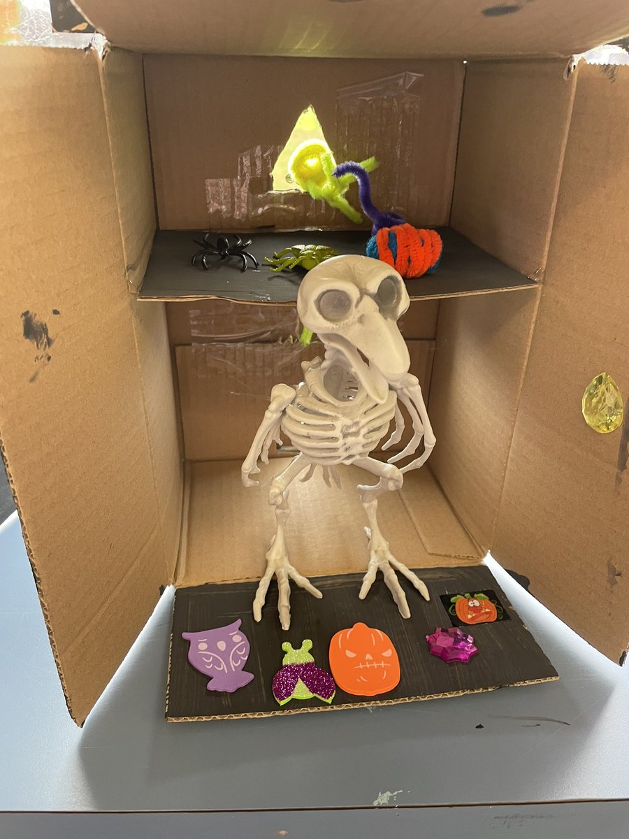 dixondragons's tweet photo. Lots of fun around and building. Creative thinking in action, core competencies #dixonpride #honouringself https://t.co/JbrVBqRn2K