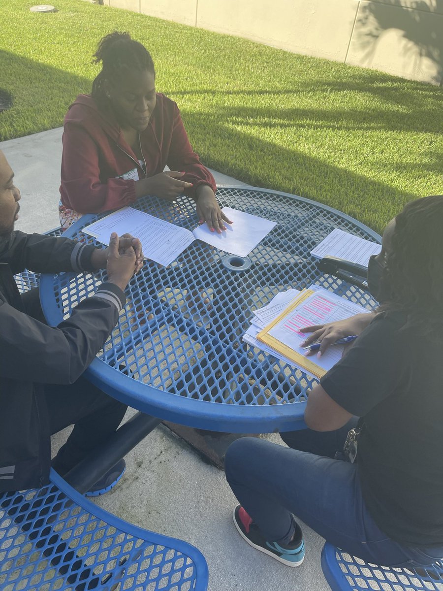 CrestviewES's tweet photo. School wide Parent Data Chats are in effect! 15 Teachers, an entire school day, effective communication! Let’s discuss FAST results, iReady, topic assessments, grades, progress! #synchronizingsuccess #AskAboutUs #ParentDataChats @MHardwickCES @BRMandrell @MDCPSNorth https://t.co/DBONqkZonB