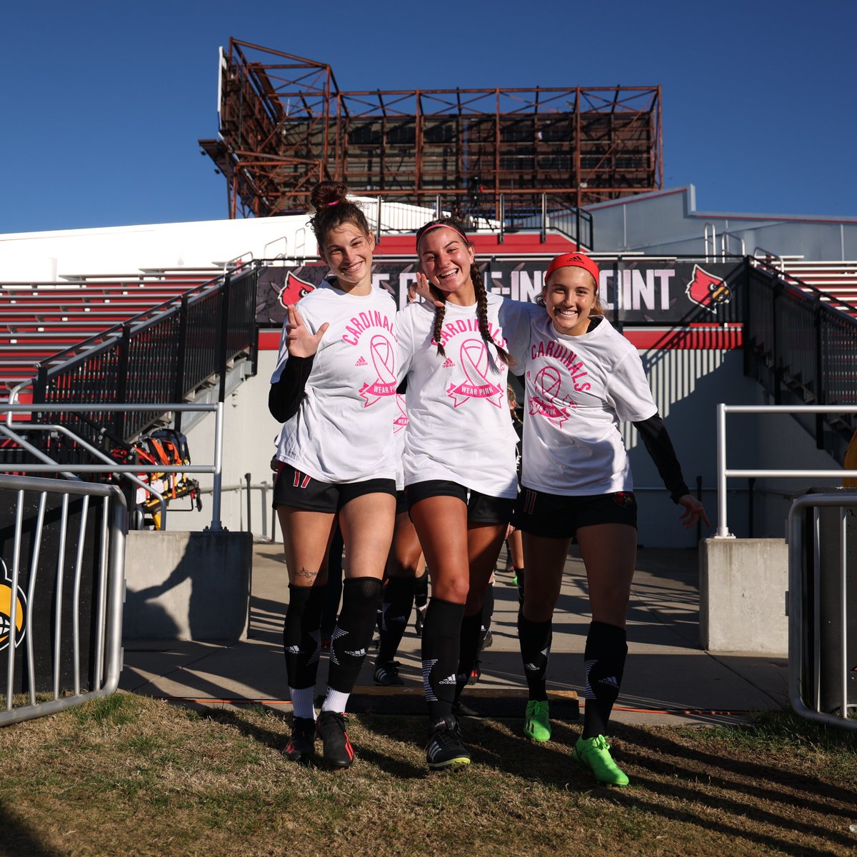 Louisville Women's Soccer (@louisvillewsoc) on Twitter photo Nothing like being back at Lynn 😍
#GoCards Nothing like being back at Lynn 😍
#GoCards