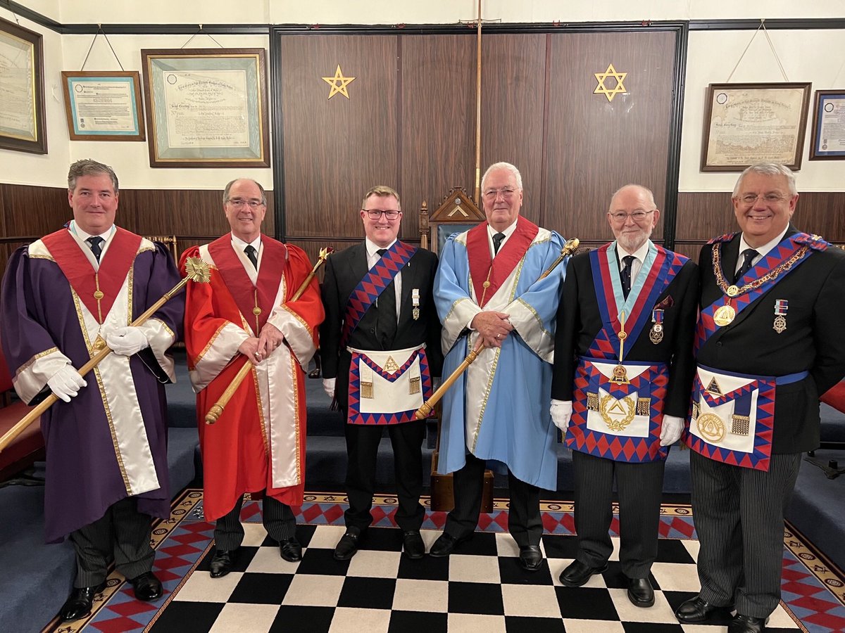 Brilliant and emotional night at Round Table Chapter 8725 last night!  Bro John McDonald (SW of Sure &amp; Stedfast Lodge 9130) Exalted in fine style by acting Zerubbabel (Dad), Haggai (Uncle) and acting Joshua (Uncle) - that’s got to be a first!