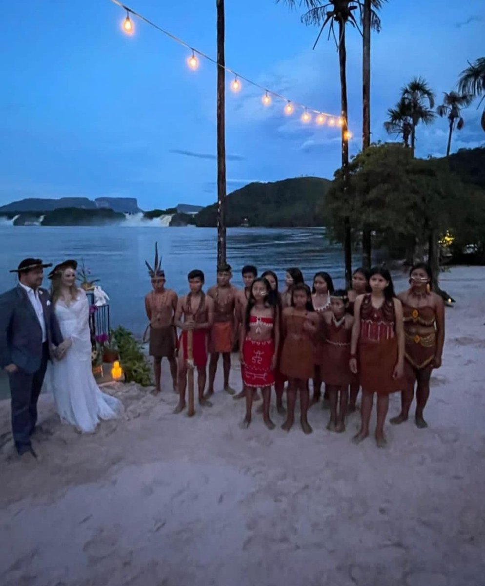 Así fue la boda de Alexandra Braun y Adrián Delgado en Canaima ❤️❤️❤️❤️

#alexandrabraun #canaimanationalpark #Canaima #AdrianDelgado