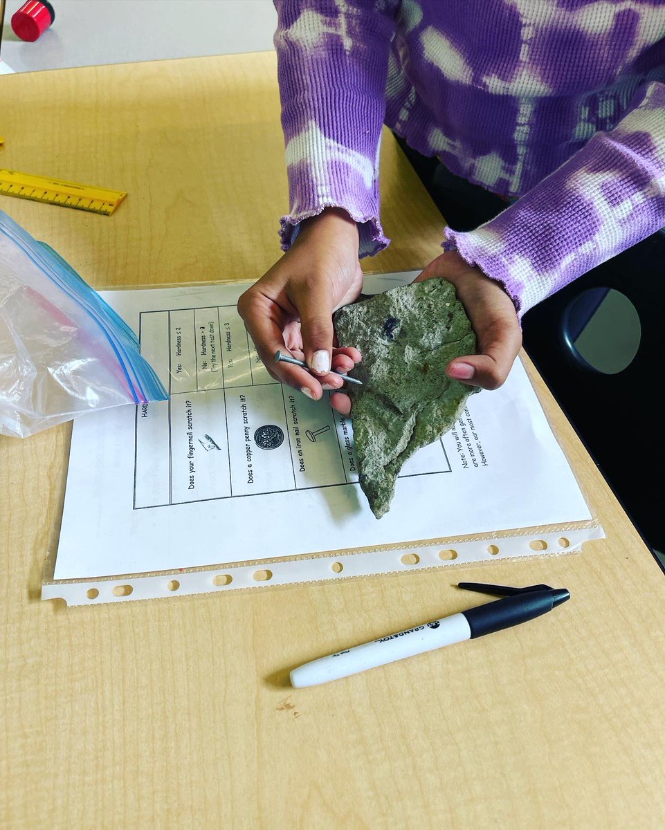 Using Moh’s Hardness Scale to organize rocks from softest to hardest <a href="/KenTayloryycbe/">KenTaylorSchool</a> <a href="/AP_Belcher/">Principal Belcher - Alex Munro School</a> #wearecbe