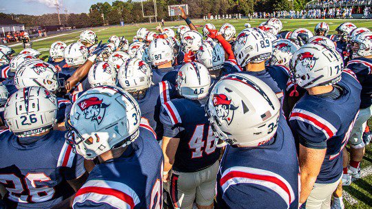 21Bwolfe's tweet photo. After a great conversation with @Coach_JLove I’m so blessed to announce I have received an offer from the University of the Cumberlands!! @UCPatriotFball @CoachHouse_UC @UCCoachMorris https://t.co/jDbmldwsS1