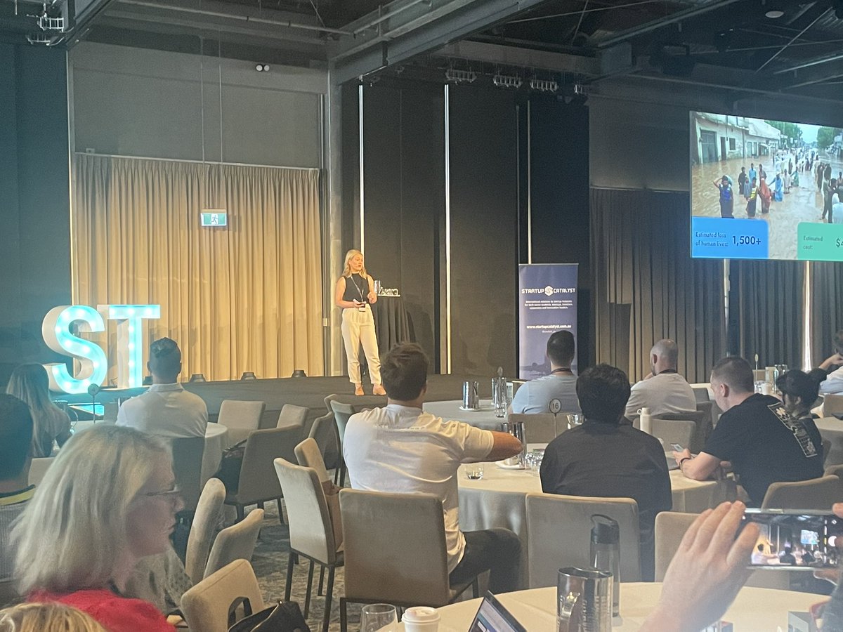 🚀River City Labs (@rivercitylabs) on Twitter photo Anna Banhazi from <a href="/bloom_impact/">Bloom Impact Investing</a> on investing in climate change and Australia as a clean energy leader!
#ST22 #somethingtech Anna Banhazi from <a href="/bloom_impact/">Bloom Impact Investing</a> on investing in climate change and Australia as a clean energy leader!
#ST22 #somethingtech