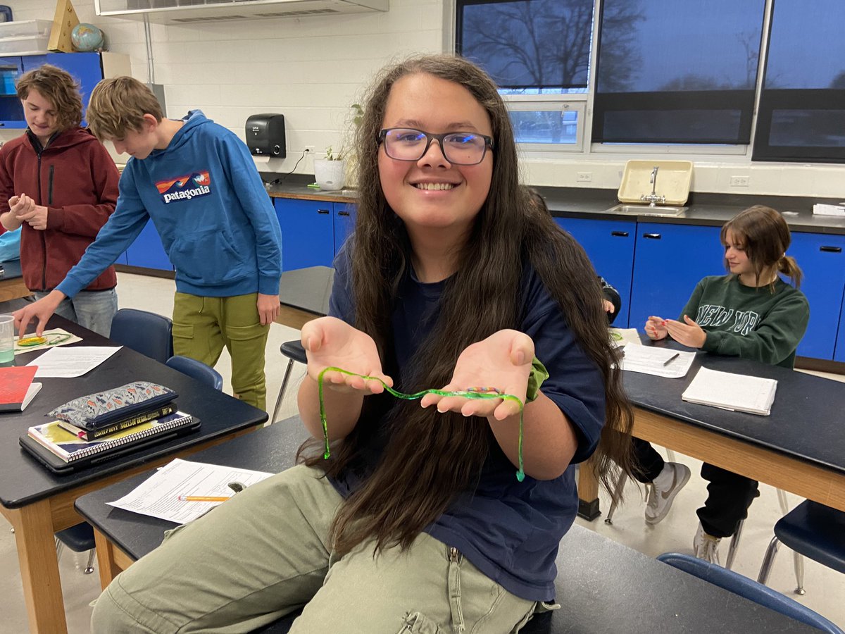 LesherScience's tweet image. I ❤️ lab days! #sciencerules #middleschoolscience @Lesher_MS @sciencepsd