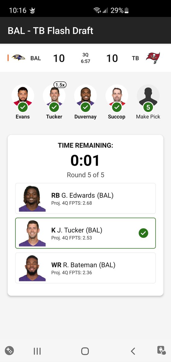 B_K3NT's tweet image. @DraftKings @DK_Assist Bateman was ruled out over 10 minutes prior to this #flashdraft. Why is he still an option? Sus af. Shouldn't happen.