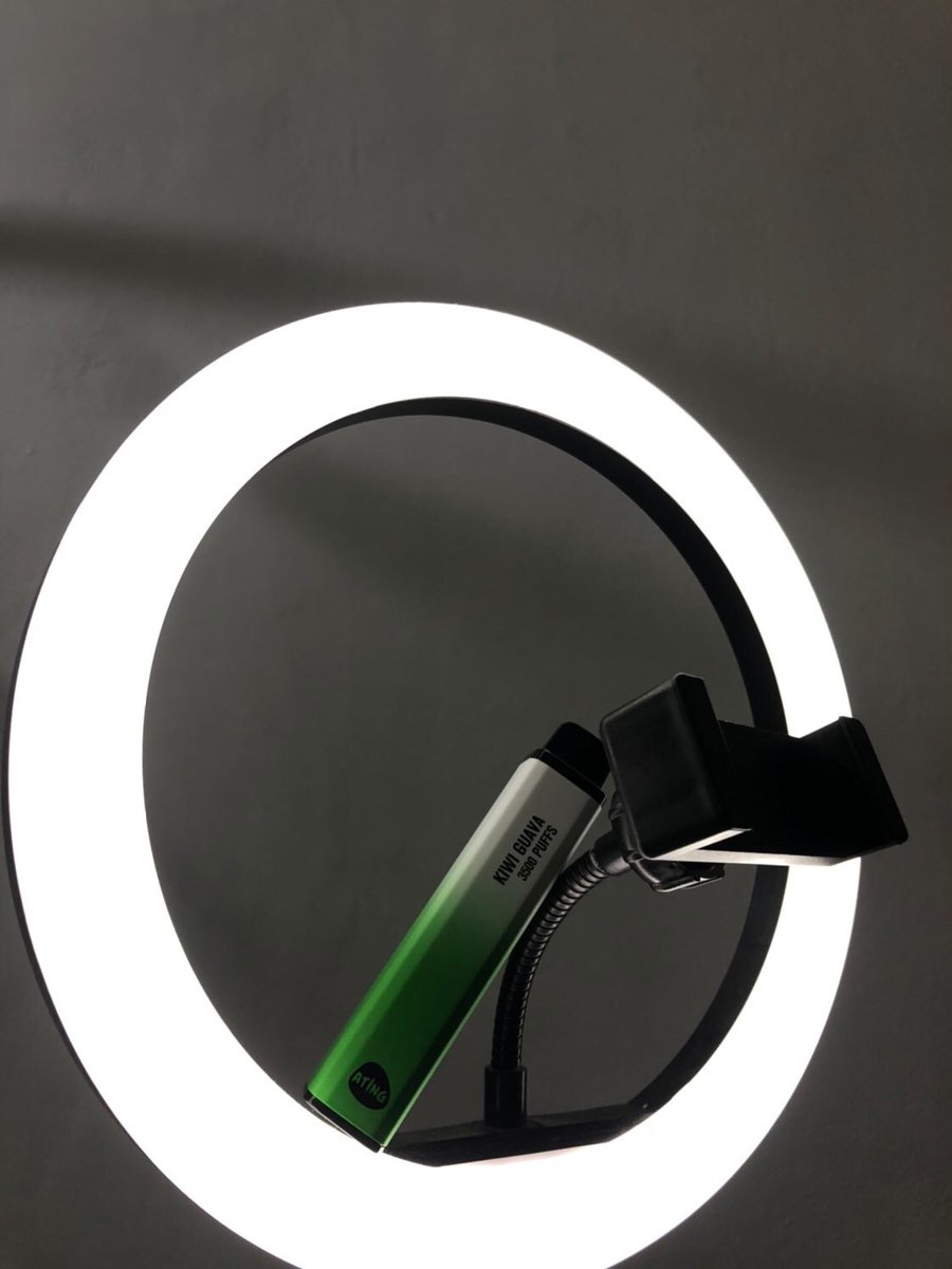 ating_bar's tweet photo. Lonely #satisfying #unique #atingbar #disposable #inhaleexhale #vapersunite #vaperscommunity #VapersWelcome #vapersofinstagram #vapersindonesia #vapersindo #vaperslife https://t.co/xvKcNF1nlu