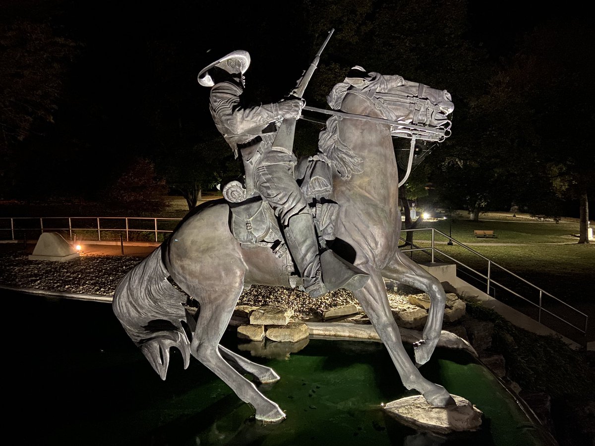 Judith W (@msjudithw) on Twitter photo I didn’t feel like running today, which was exactly why I went. And the night views are pretty fabulous too! #HappyThursday #buffalosoldier <a href="/FortLeavenworth/">Fort Leavenworth</a> I didn’t feel like running today, which was exactly why I went. And the night views are pretty fabulous too! #HappyThursday #buffalosoldier <a href="/FortLeavenworth/">Fort Leavenworth</a>