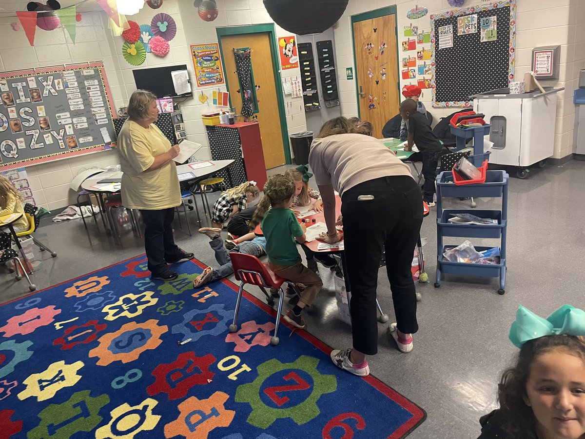 KBensonLES's tweet image. Math in four kindergarten classrooms before open house and trick or treating makes my heart full of love from little cuties! Love your cute Halloween Ctg Coll.w/cookies @hburford11   Thank you Mrs. Whiteside, Mrs. Kopecky, and Miss Jones!  @TCBOE_LES @TCBOE @AMSTI4all