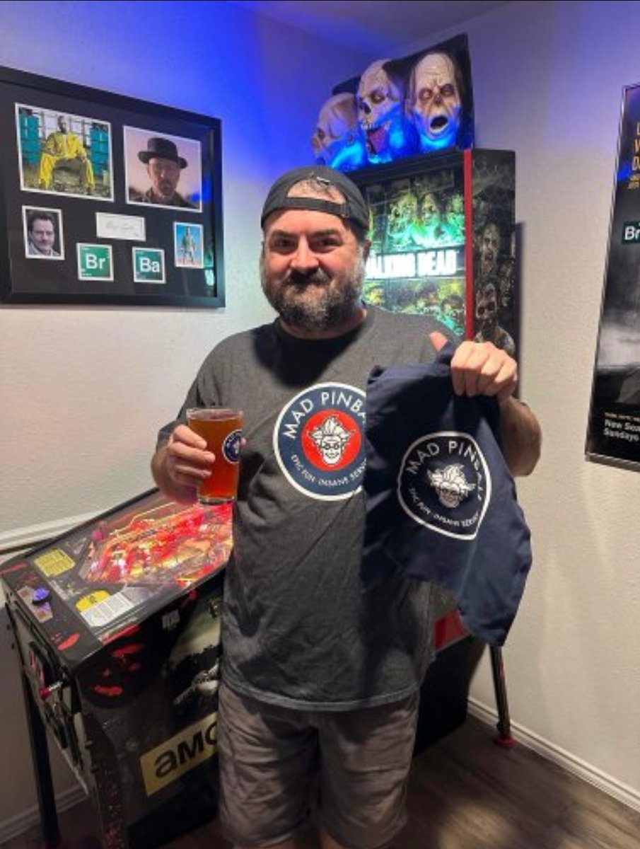 Mad_Pinball's tweet photo. Hey, hey, hey, hey Brian Krivonak! Looking good enjoying that Mad Pinball prize pack!
What is that you say....? We are debuting our new Mad Scientist poster this weekend?! That sounds like a chance for a giveaway!
Thanks for the support!
#MadPinball #GoMad #GetMad https://t.co/LwV8t53Fxd