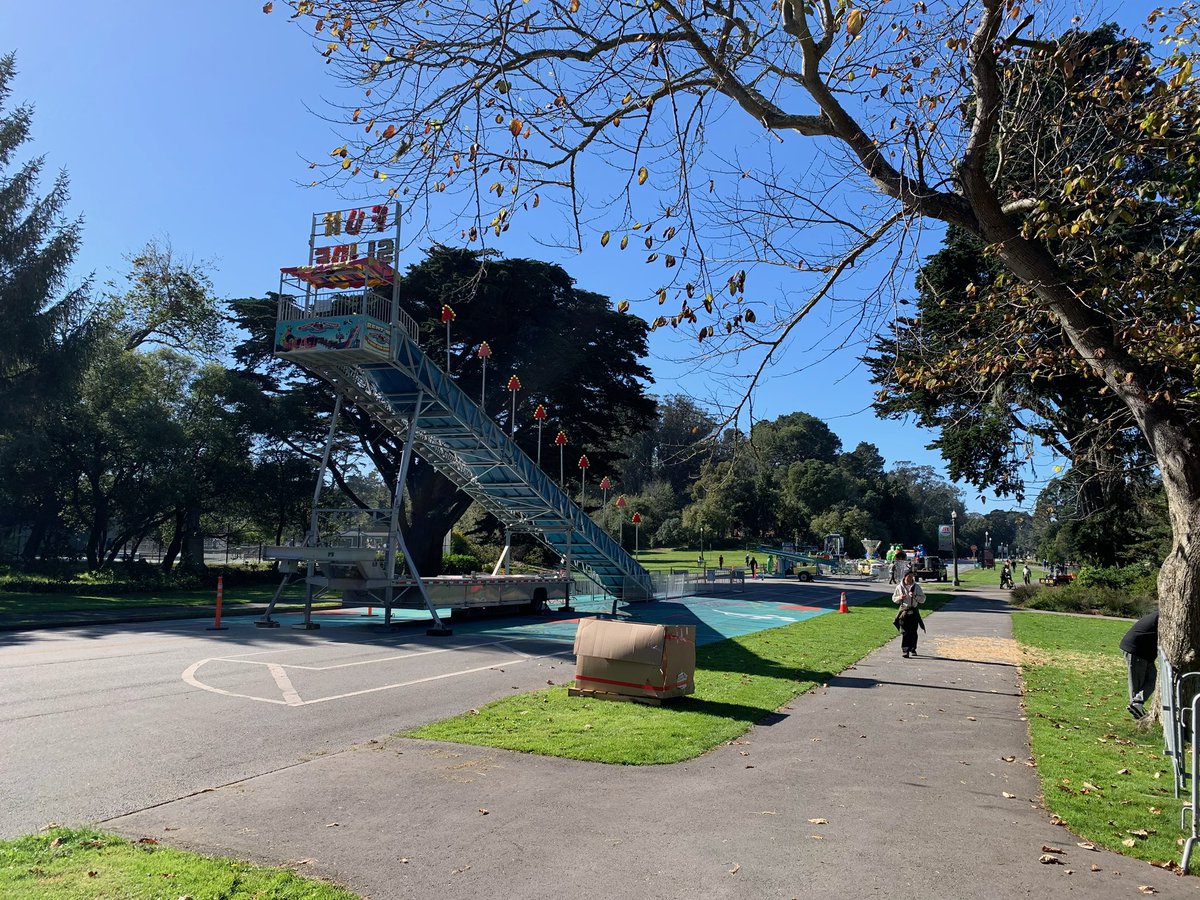 Halloween is coming to JFK Promenade in Golden Gate Park, a car-free space for our residents and families that brings long-term benefits to this city. Tomorrow from 3pm-9pm, enjoy free activities, including haunted houses, a hay maze, carnival rides, live entertainment, and more.