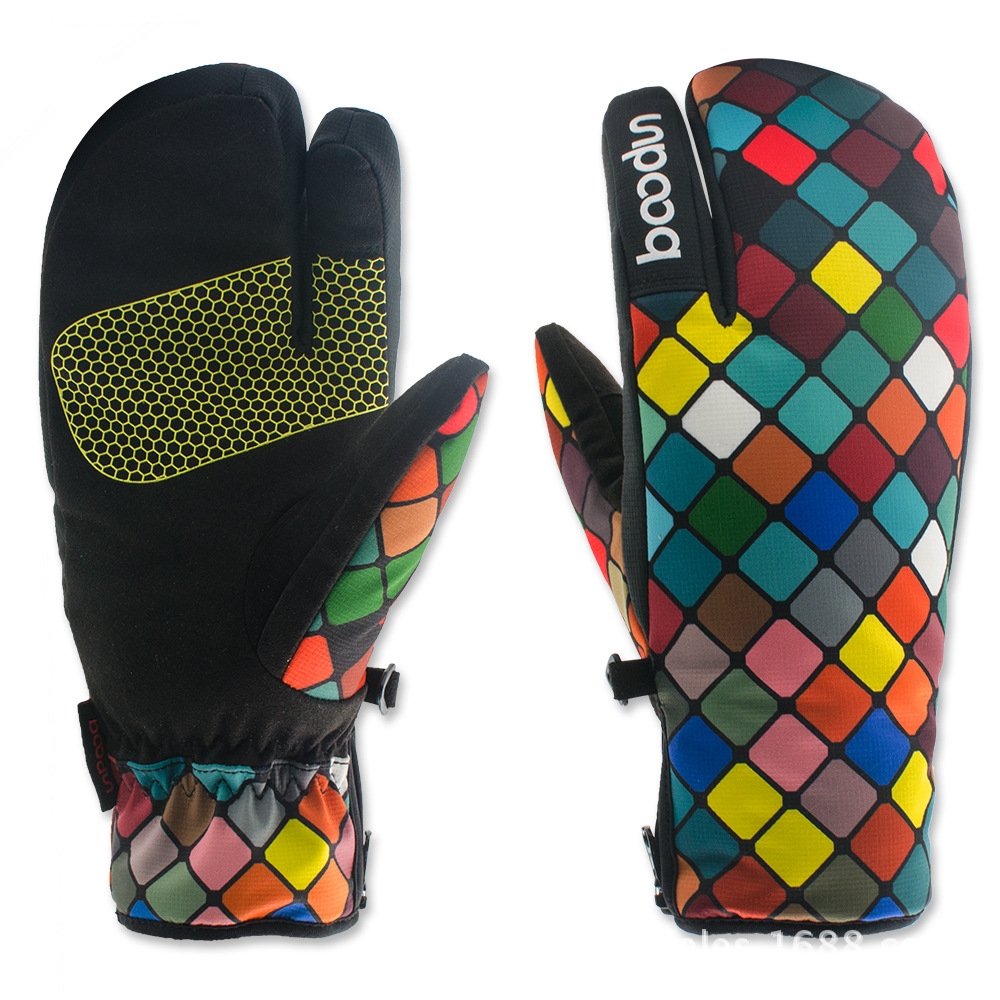 shopenze's tweet photo. #sheleads #womeninsport Women's Cute Colorful Snowboard Warm Gloves https://t.co/lv6M62v6L4 https://t.co/W6iEDA7kAU
