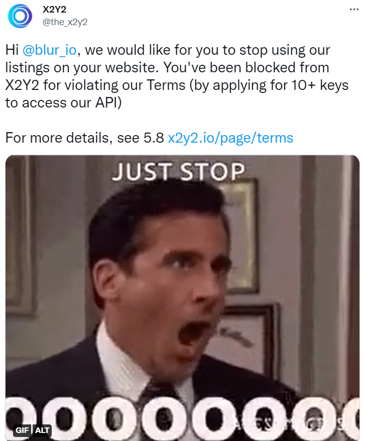 Yesterday, the first battle between #NFT marketplaces started on <a href="/Twitter/">Twitter</a>. I've been expecting things to get messy for a while after that <a href="/paradigm/">Paradigm</a> -backed pro-trader aggregator <a href="/blur_io/">Blur</a> released its marketplace function. And <a href="/the_x2y2/">X2Y2</a> fired the first shot. So who's right? 🧵