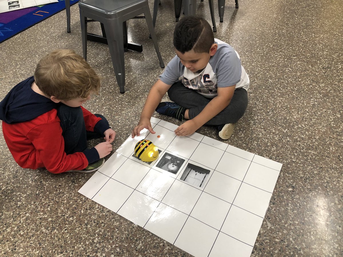 MindyPastuszak's tweet photo. All @ChamberlayneES Kinders love Creepy Carrots AND robots! This week we identified the beginning, middle, and end of the story learned to #code our #BeeBot to follow the creepy tale! ❤️ seeing total Ss engagement! #CSforAll #codingkinders @hcpslib https://t.co/6a73049esX