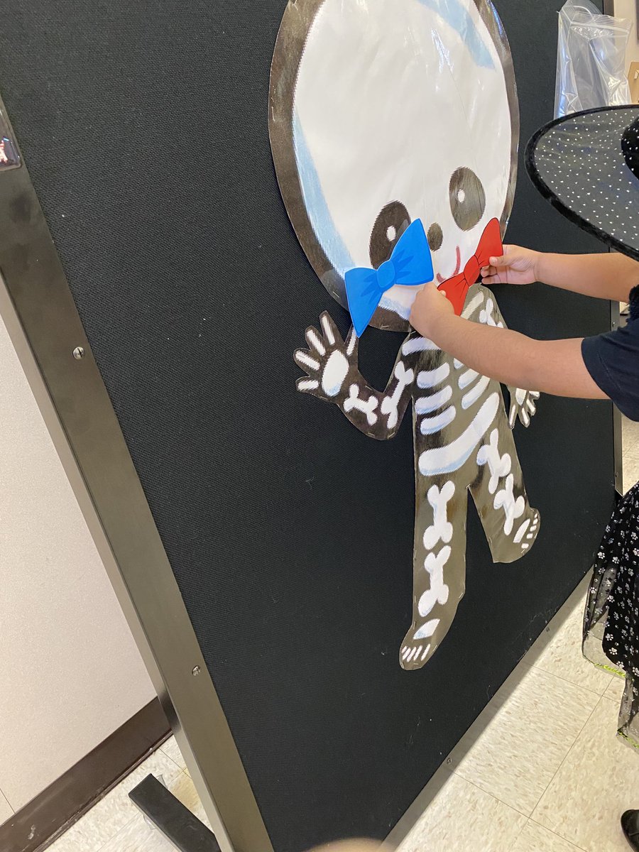 Mrs. Ramirez tweet media