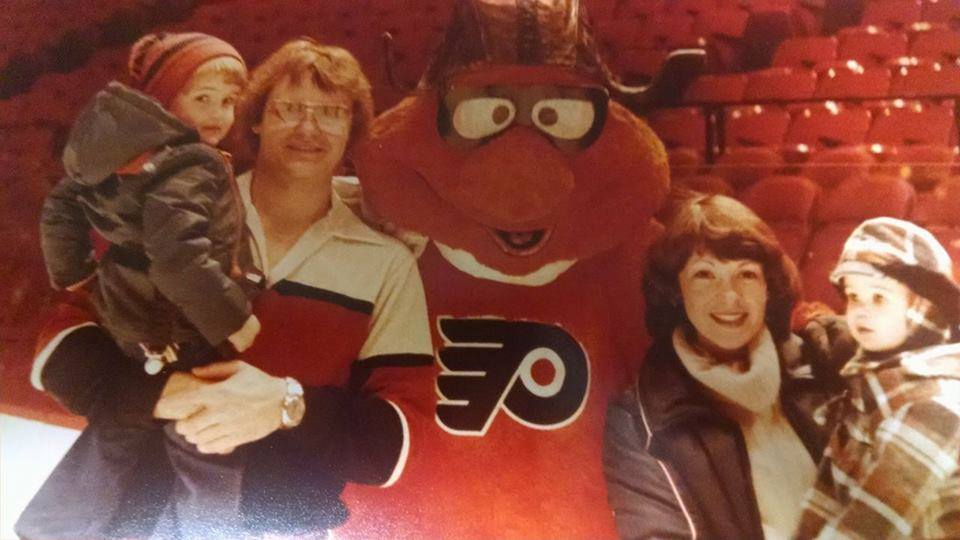 Flyers Alumni On Twitter Throwback Thursday If You Look Closely At flyers-alumni-on-twitter-throwback-thursday-if-you-look-closely-at