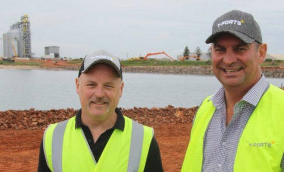 AlliedGrain's tweet photo. Our Amazing Allied Team have been working on T-Ports Wallaroo new
Grain Facility since the beginning of 2021. The opening nears ahead of
big SA harvest. Get the full read here: T-Ports Wallaroo opening nears ahead of big
SA harvest - Grain Central #AlliedGrainSystems #TPorts https://t.co/mu0SM3OUy6