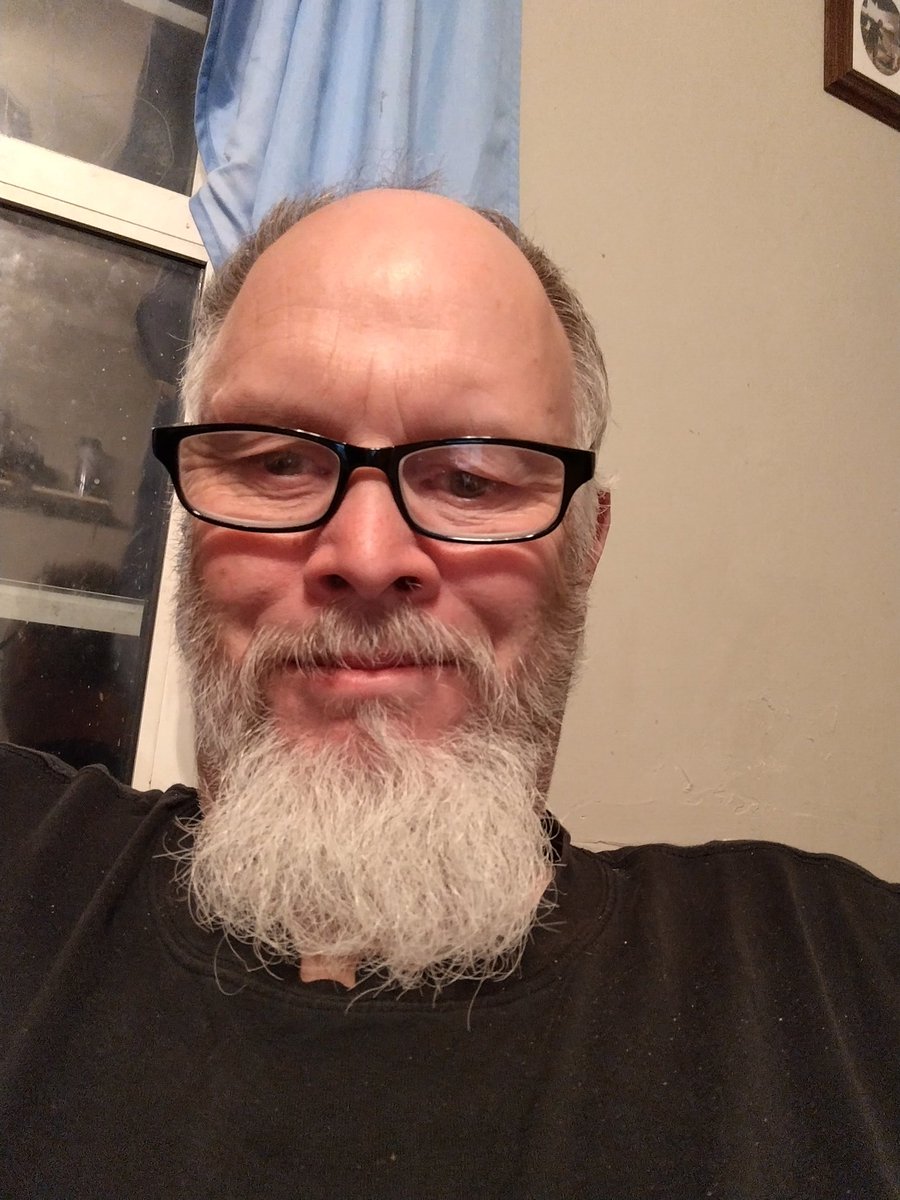 bornagainman24's tweet photo. am I  cute https://t.co/mhBY9oqV5W
