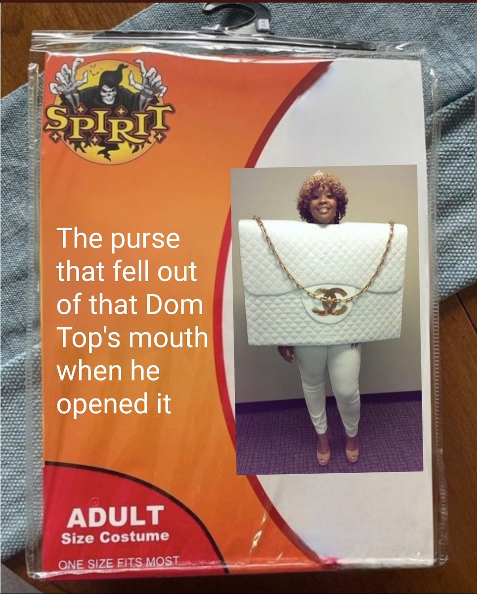 lawdaciousness's tweet photo. 🐻🦇🎃🤣 #SpiritHallowmeme #domtop #gay #pursefirst https://t.co/mKcU9EIVEs
