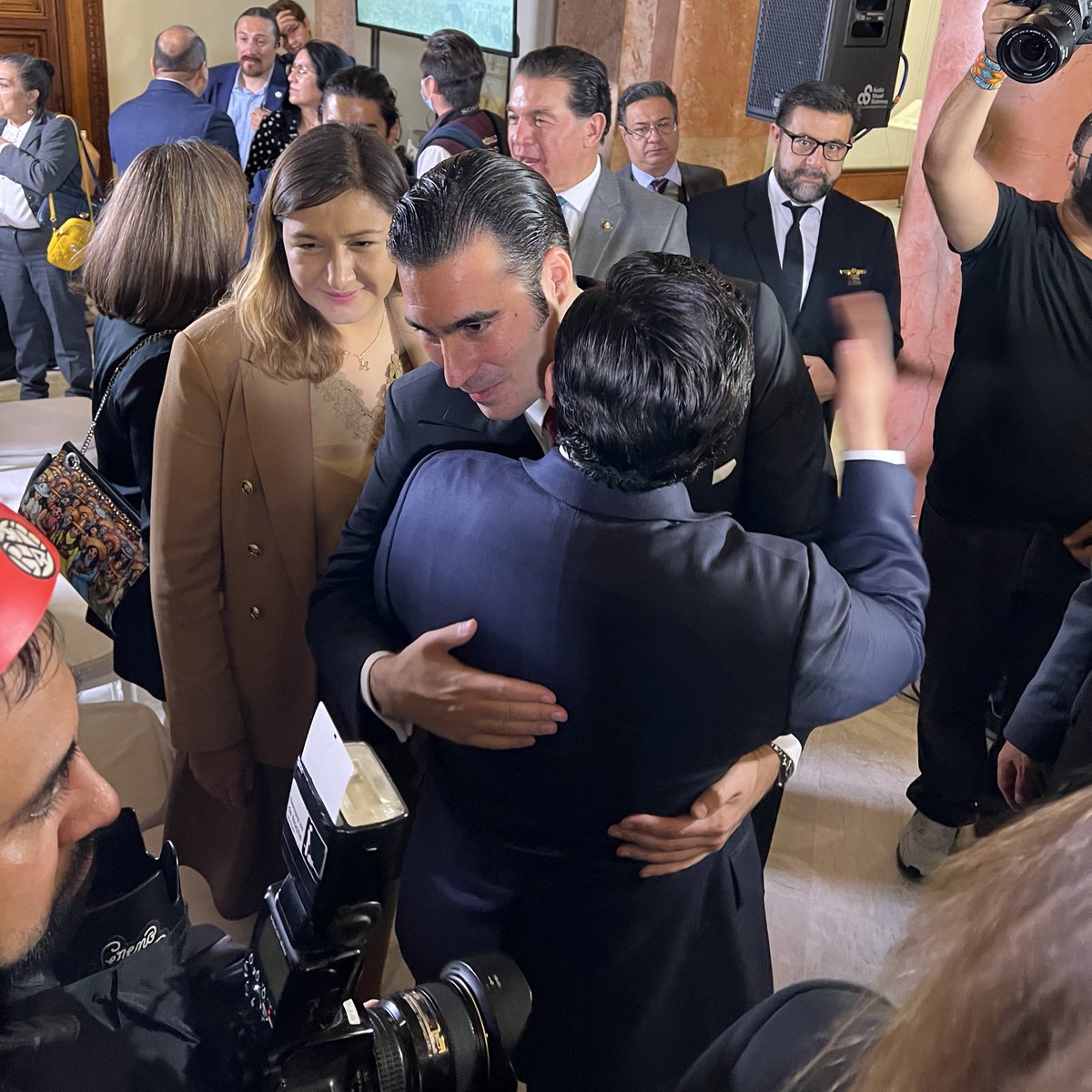 Roronava's tweet photo. Un gusto acompañar al Dip. @MiguelTorrucoG en su 1er Informe de actividades legislativas. Mucho agradecemos su apoyo al sector educativo y sus constantes esfuerzos por la transformación de México.
#EsPosible🇲🇽 #Orgullo4T🫶 https://t.co/Bem5BqF9jG