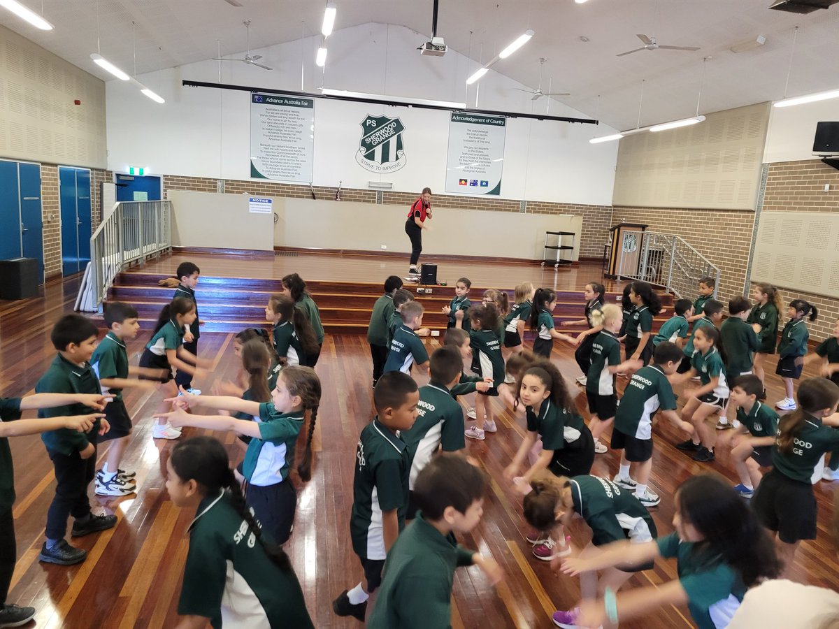 mazuohk's tweet photo. Learning so many dance moves and loving dance fever! @Sherwood_Grange #1KB2022 #KL2022 #KJ2022 https://t.co/LUdzDgvEa8