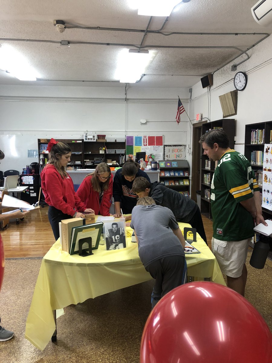 StaceyDay6's tweet photo. A HUGE thank you to the Henderson County Library for a great escape room for our Middle School! So much fun to watch the kids try to figure out the clues! #goheat https://t.co/4Yeh5TB4qR