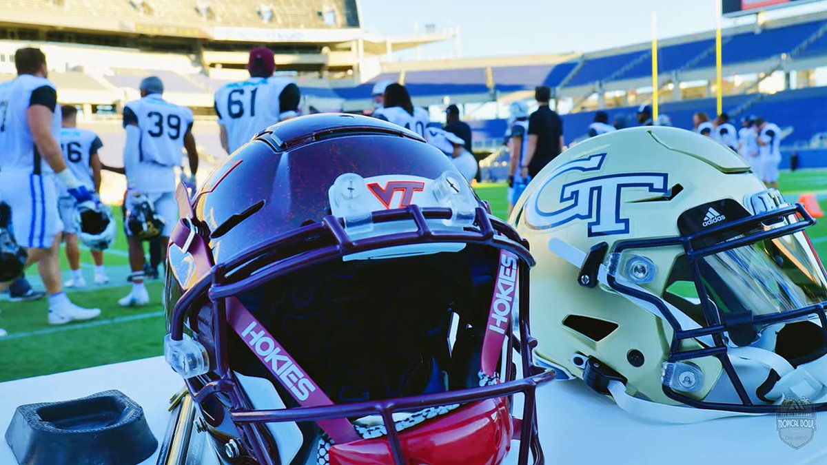 TropicalBowlUSA's tweet photo. @BowlWeek FBS @TropicalBowlUSA January 21, 2023 at Camping World Stadium #Orlando #TropicalBowl #BowlWeek https://t.co/J4w12M6zSP