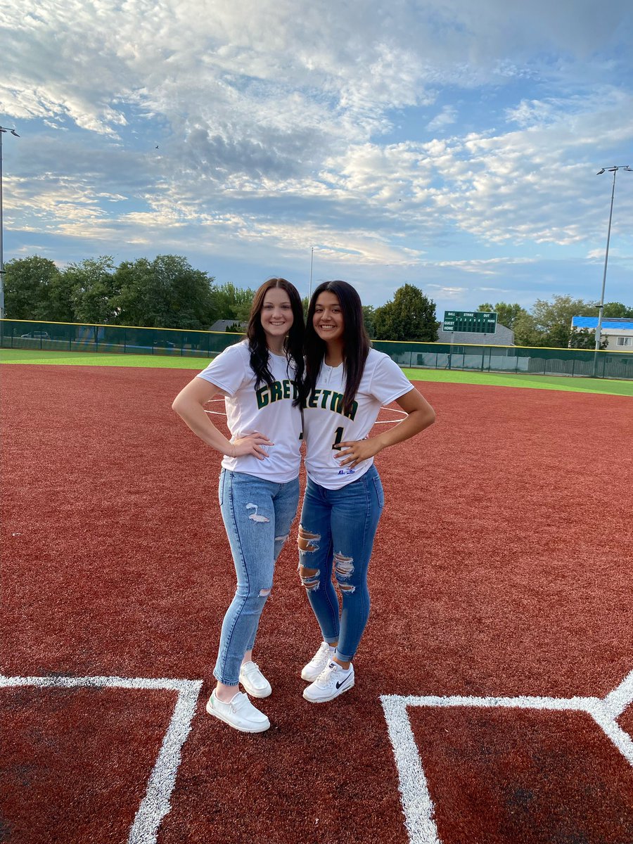 Congratulations to Ansley Gydesen and Kimberly Rodriguez for being selected as All Metro Conference Honorable Mention! So proud of you two and thankful for everything you’ve done for our program! 💚🐉