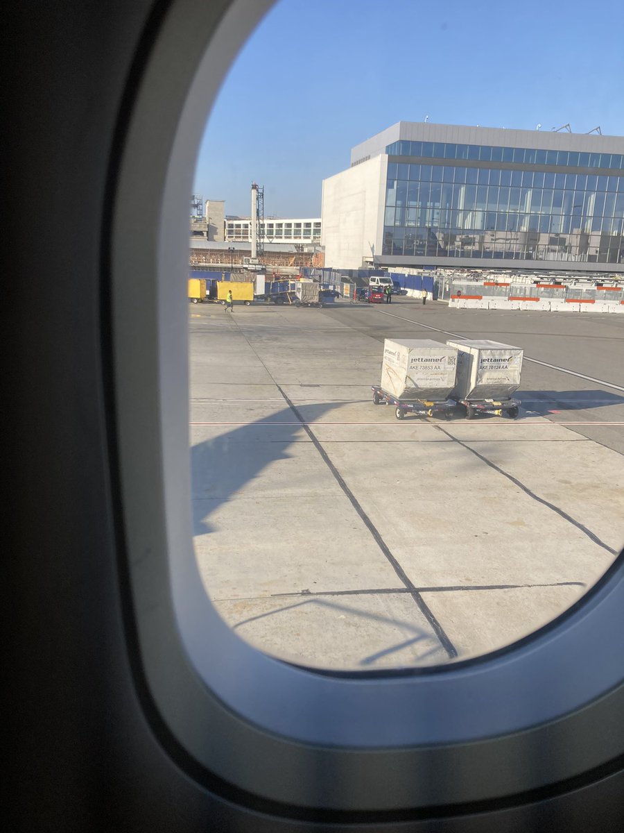 Jack_Napierrr's tweet photo. Bye LA https://t.co/LGQrNbK7Ff