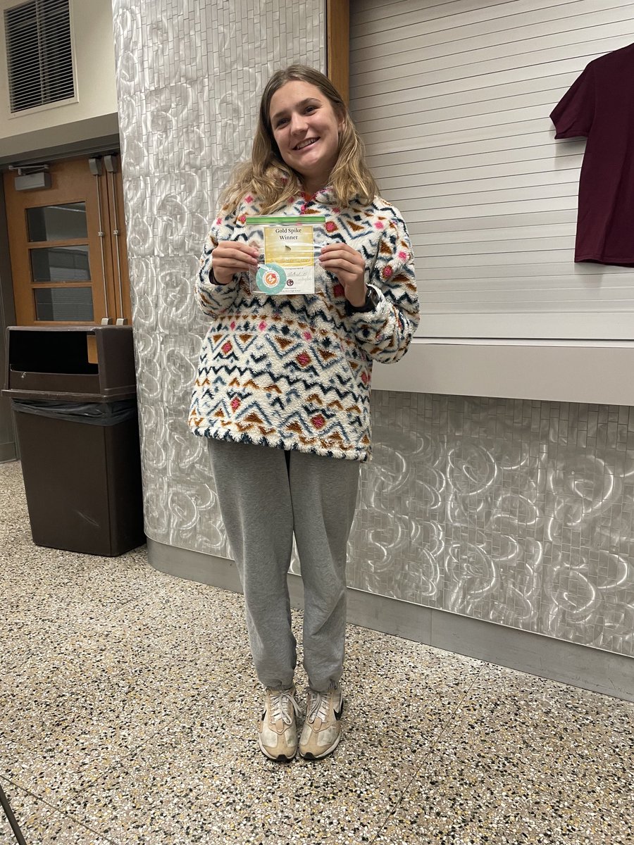 Congratulations, Jane Rathbun, for earning this week’s Gold Spike award! You ran a solid race at the LCCC District race finishing in 21:04 and helped the team finish 5th overall!! Go Pirates🏃‍♀️🏃‍♀️🏃‍♀️⁦<a href="/rrhsgirlsxc/">Rocky River Girls XC</a>⁩ ⁦<a href="/RRHSBoysXC/">Rocky River Boys XC</a>⁩