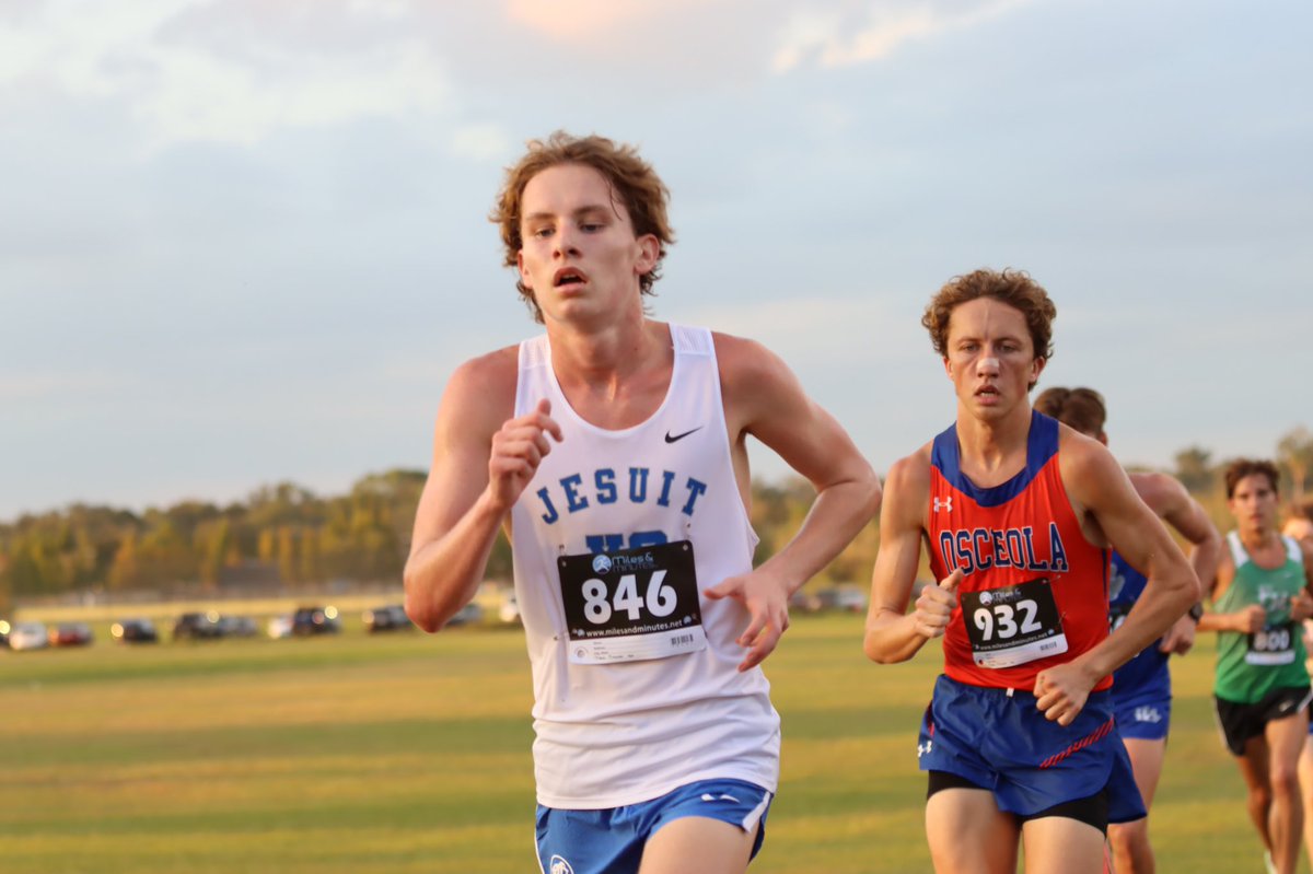 The Tigers qualified for the State Meet thanks to a tremendous team effort. They were led by Johnny LeBron ’24 with a 17:13 finish, followed by Max Purvis ’26 at 17:47, Callahan Bonifant ’23 at 17:51, Andrew Fredericks ’23 at 17:56, and Lucas Rupp ’26 at 18:04. 

#AMDG #GoTigers