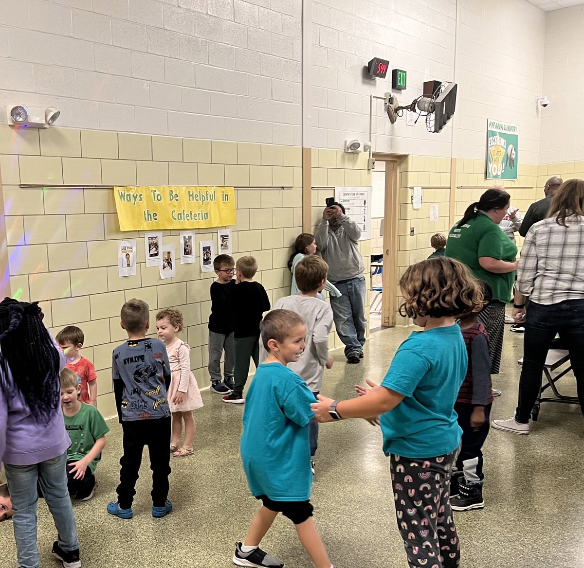 Our 1st Kindergarten Fall Family Game night was a success! <a href="/PineGrove_BCPS/">Pine Grove Elementary</a>