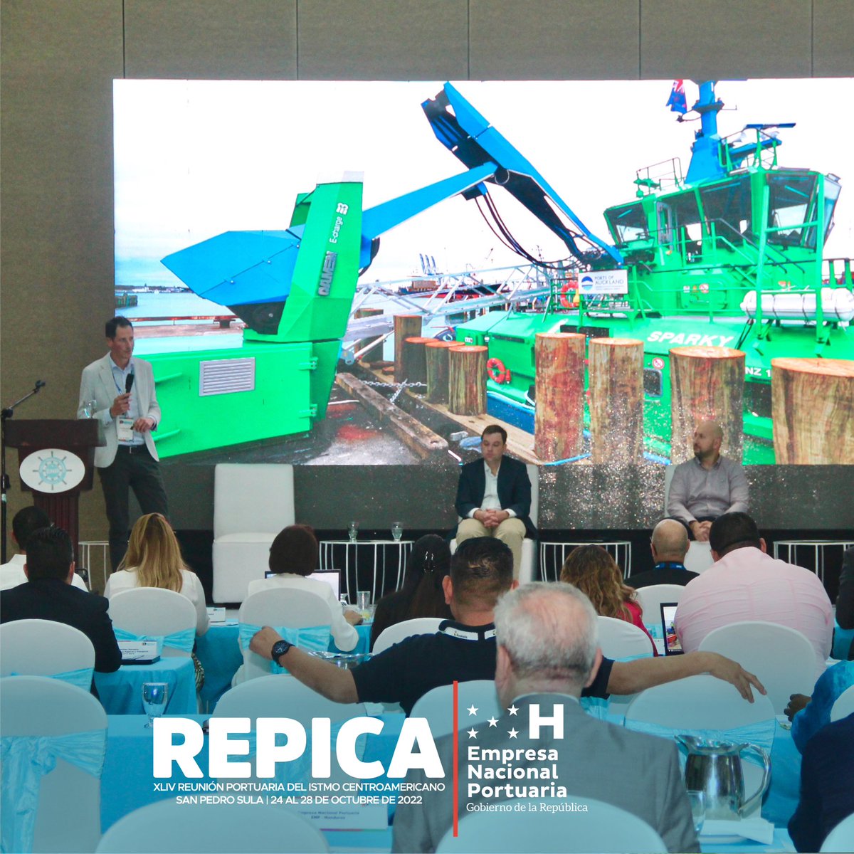 enp_hn's tweet photo. Al cierre de la XLlV Reunión Portuaria del Istmo Centroamericano @REPICA_COCATRAM organizada por @cocatram y la ENP como anfitrión.
Durante este cuarto día los panelistas han expuesto temas como la Protección portuaria, digitalización y automatización en Puertos.
🇭🇳🚢⚓️
#44REPICA https://t.co/lnwoaSUTpn