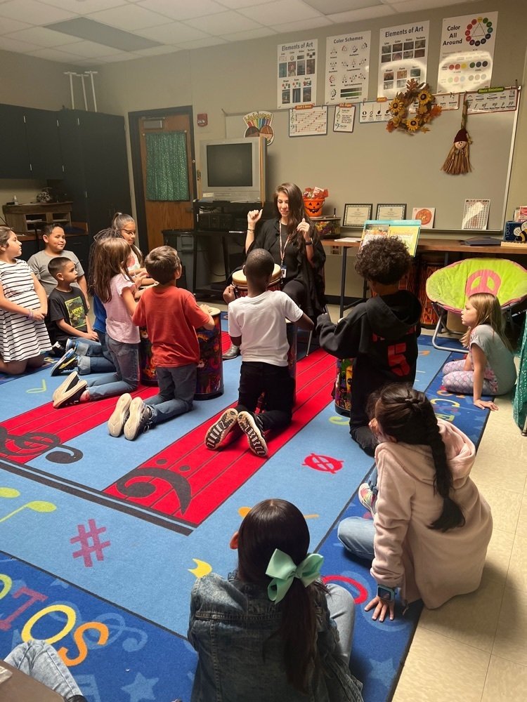 swisd_swe's tweet photo. Third grade working with Tubano Drums today in Mrs. Forman’s Music class! They did such a good job! 🪘🪘 #RootEdSWE https://t.co/5eLYObAT8s